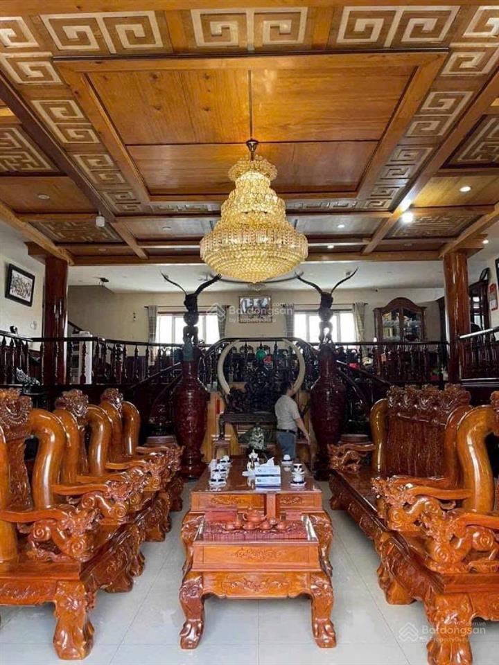 Biệt thự gỗ vip đường an dương vương giáp q6 dt sổ 660m2 full thổ + 240m2 phía sau chưa vào sổ