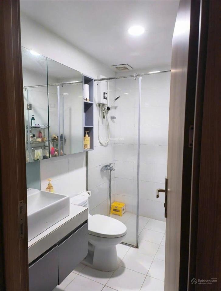 Bán gấp căn hộ centana thủ thiêm 2ty4 full nội thất, 88m2 sổ hồng