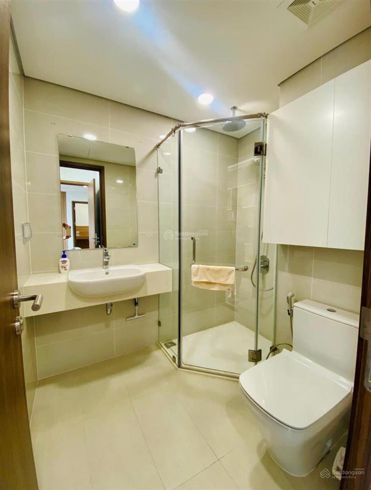 Bán gấp căn hộ eco green saigon, sổ hồng riêng 75m2