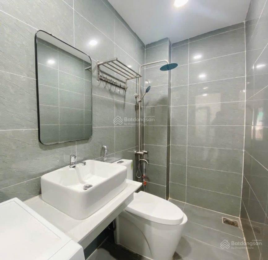 Bán căn hộ vinhomes grand park 2ty4, full nội thất, sổ hồng riêng 81m2