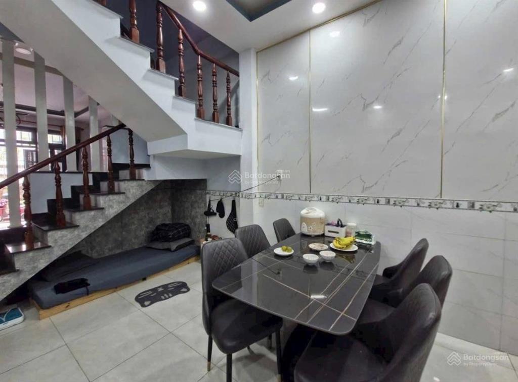 Chính chủ bán gấp nhà 2ty690 trịnh đình trọng, 55m2, pháp lý rõ ràng, (3pn)