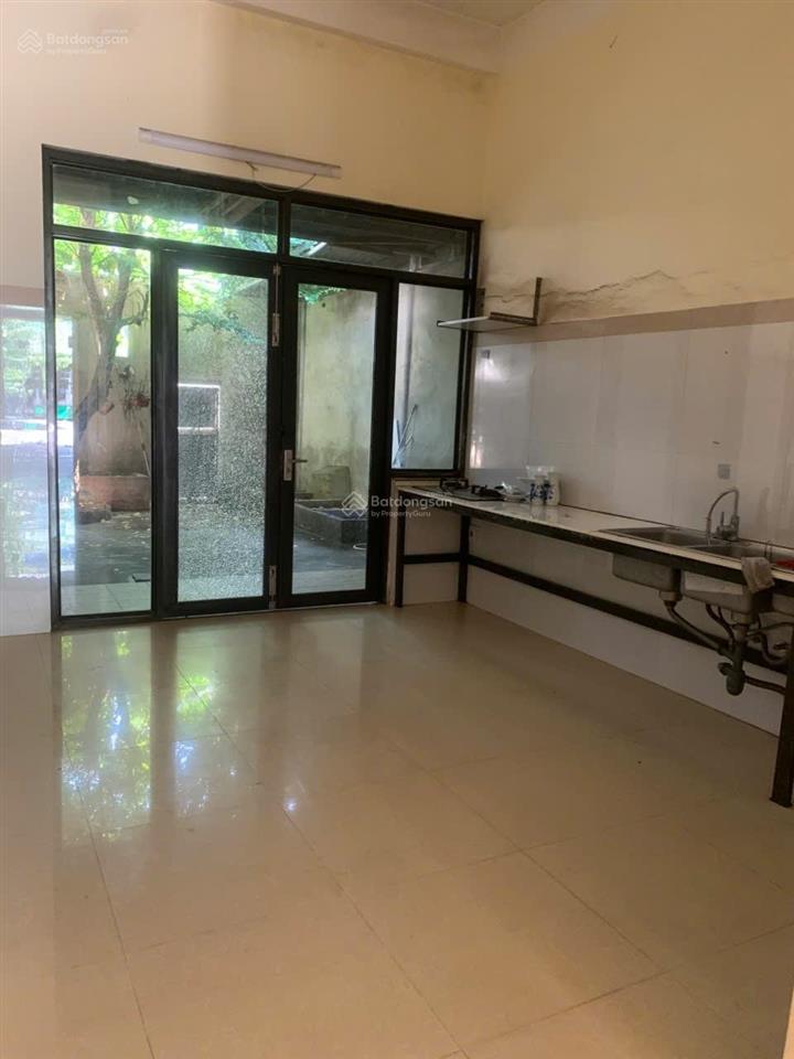 Chính chủ cần bán gấp 120m2 mặt tiền đường 7.5m hòa xuân 2 tầng + sân vườn chỉ nhỉnh 6 tỷ