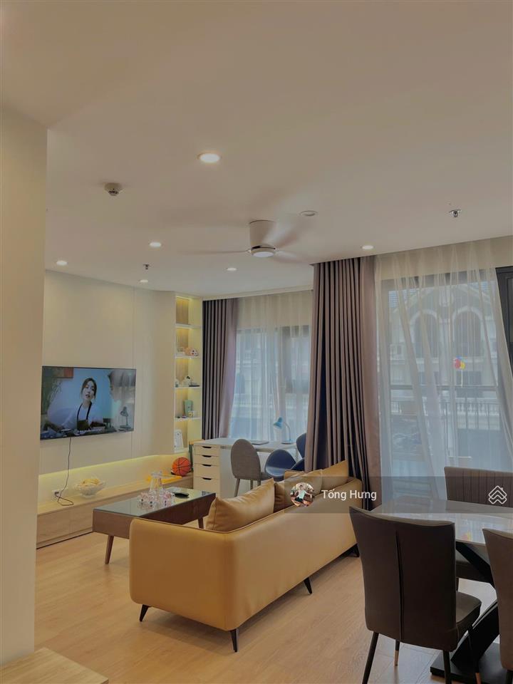 Hot chính chủ cần bán căn 2pn + 1, 63.5m2, 4.8 tỷ. vinhomes smart city (chỉ bán trong tuần này)
