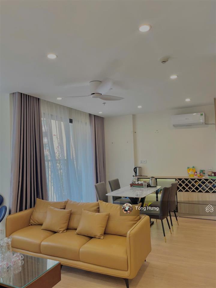 Hot chính chủ cần bán căn 2pn + 1, 63.5m2, 4.8 tỷ. vinhomes smart city (chỉ bán trong tuần này)