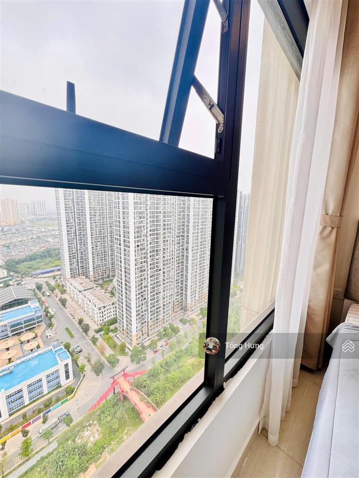 Hot studio 28m2 sẵn sổ view thoáng giá tốt bán nhanh trong tuần tại sapphire  vinhomes smart city