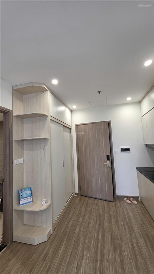 Chuyển nhượng nhanh căn hộ studio the sakura  vinhomes smart city, 2,3 tỷ, 25,8m2  full nội thất