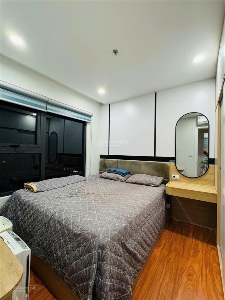 Chính chủ bán căn góc 2n+ imperia smart city, view hồ , giá 5,7 tỷ, diện tích 64 m2 full nội thất