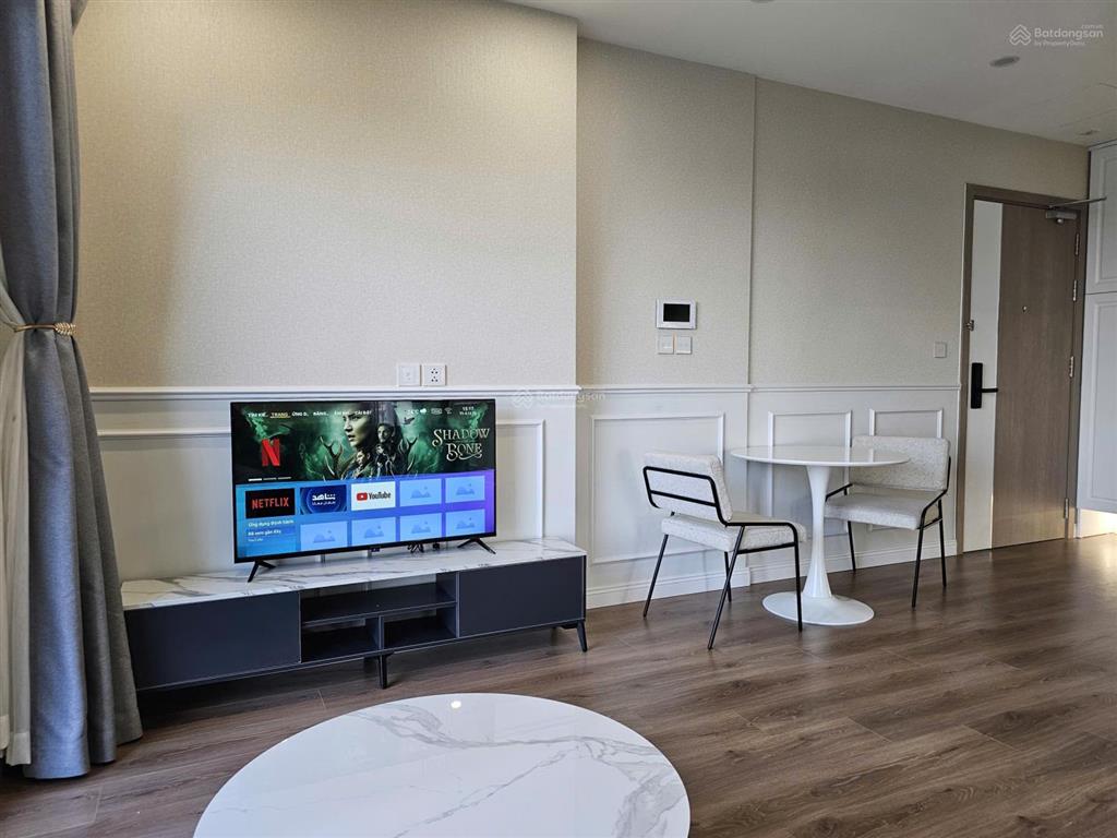 Chính chủ gửi bán căn góc 2n+ vinhomes smart city, đông nam, giá 4,6 tỷ, full nội thất