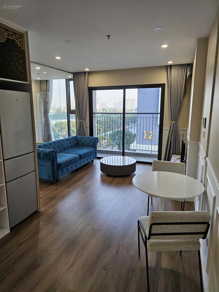 Chính chủ gửi bán căn góc 2n+ vinhomes smart city, đông nam, giá 4,6 tỷ, full nội thất
