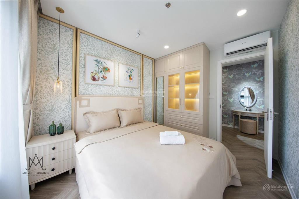 Căn hộ 1pn  2.8 tỷ sa vinhomes smart city  full nội thất sáng, view thoáng