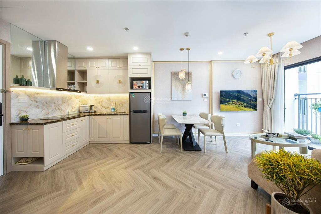 Căn hộ 1pn  2.8 tỷ sa vinhomes smart city  full nội thất sáng, view thoáng
