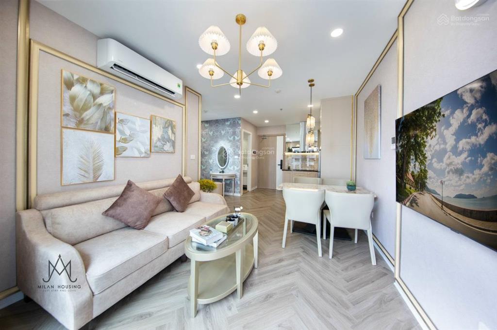 Căn hộ 1pn  2.8 tỷ sa vinhomes smart city  full nội thất sáng, view thoáng