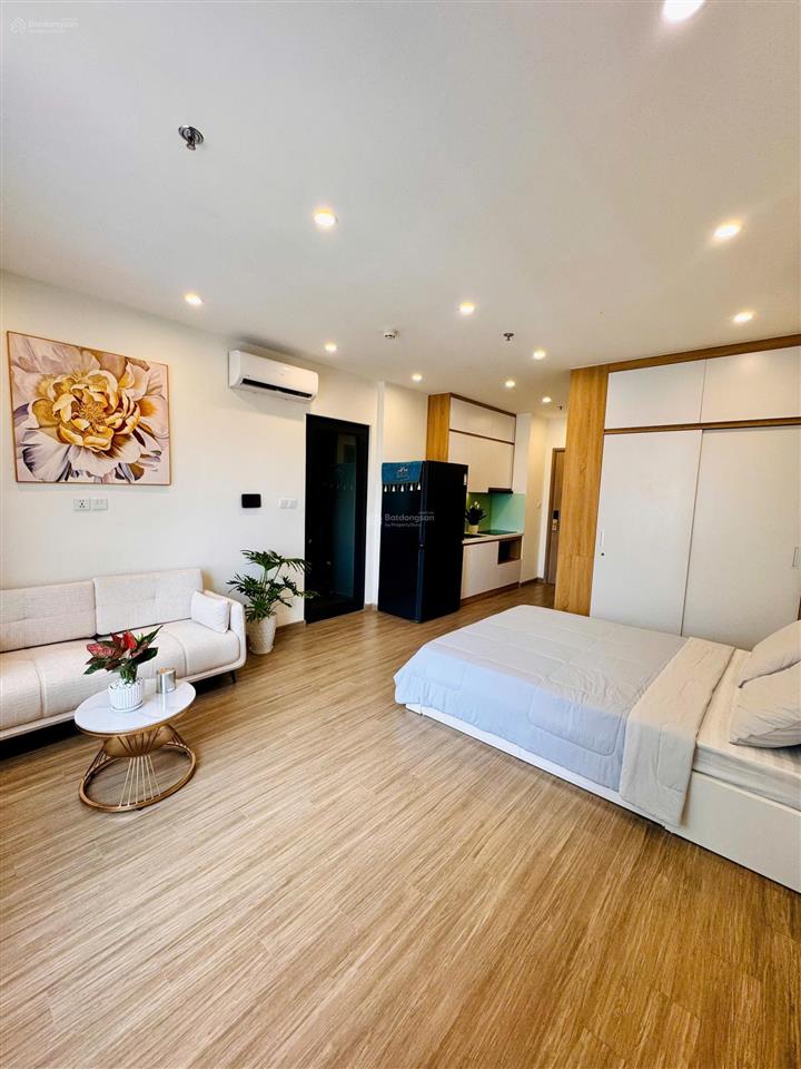 Vinhomes smart city, 2,2 tỷ, 31,7m2  nội thất đẹp, nhà thật giá thật, giá hời!
