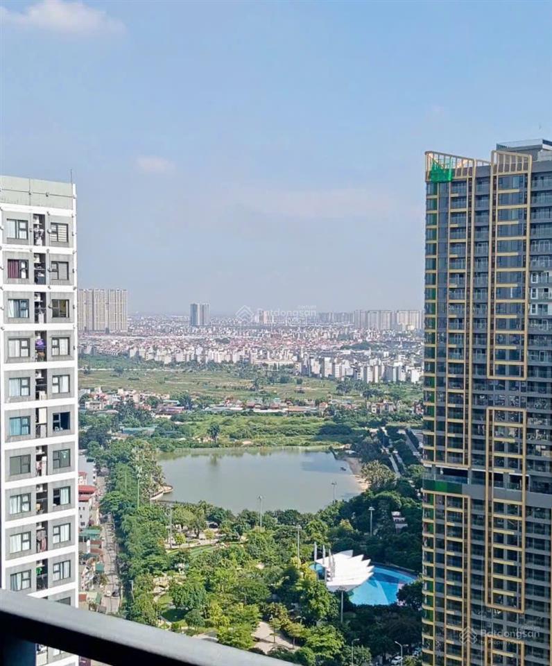 Bán gấp căn studio  the sapphire smart city, 1,8 tỷ, ban công thoáng, full nội thất