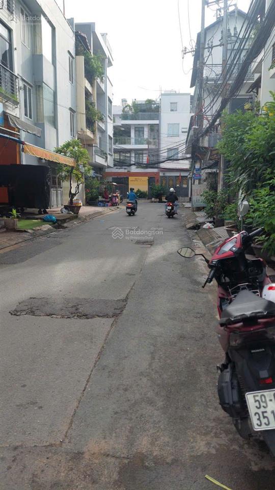 Nhà  4 tầng btct  sát cầu nguyễn văn cừ  đường vào nhà 8m  nhỉnh 6 tỷ  phường 1  quận 8