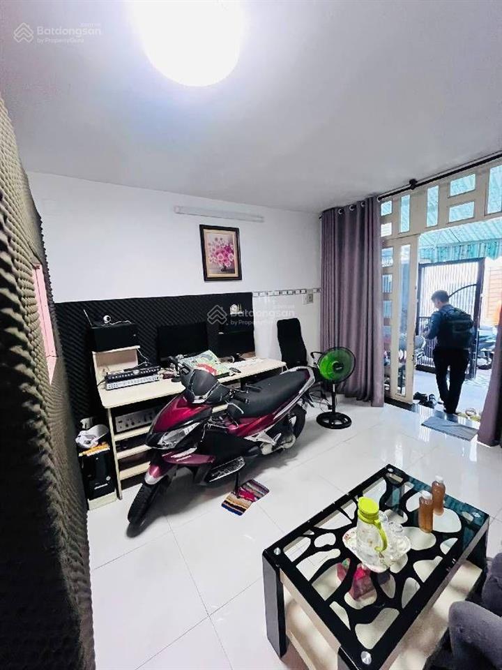 Nhà 5 tầng lô góc 2 mặt hẻm xe hơi , ô tô đổ cửa 6pn shr nở hậu hoàn công đủ  quận 8 nhỉnh 7 tỷ .