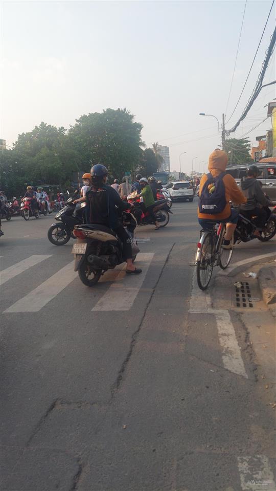 Cực khủng 107m2 nhà gần cầu chữ y quận 8. nhà 3 tầng 4pn nhỉnh 11 tỷ. 0937 737 ***