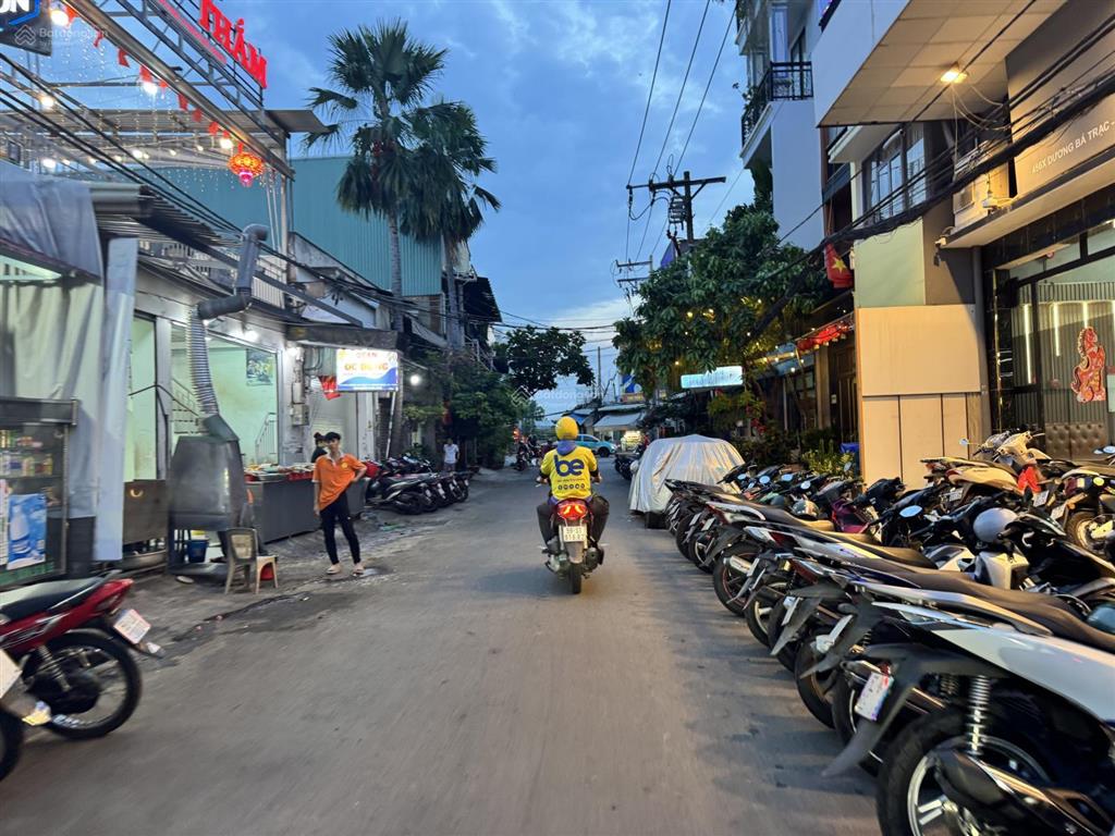 Siêu phẩm xe hơi đỗ cửa, mtkd đường số khu ẩm thực làng ốc quận 8 sát cầu nguyễn văn cừ, 49m2, 7,8t