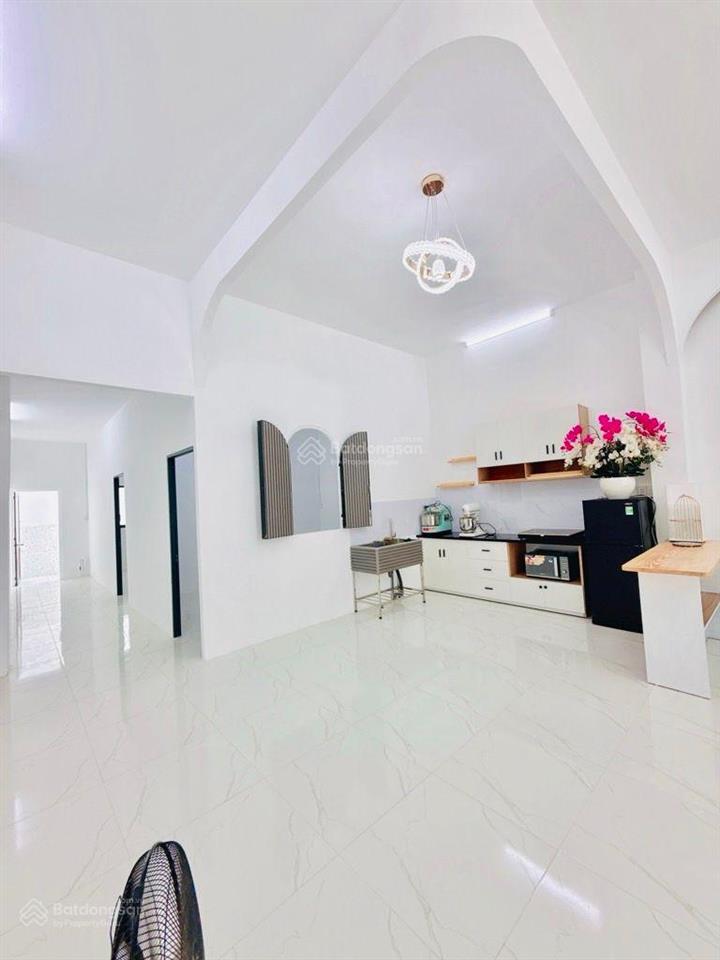 Diện tích khủng (5,2x19) nguyễn thị tần sát cầu chữ y quận 8. nhà mới ở ngay giá 7,9 tỷ
