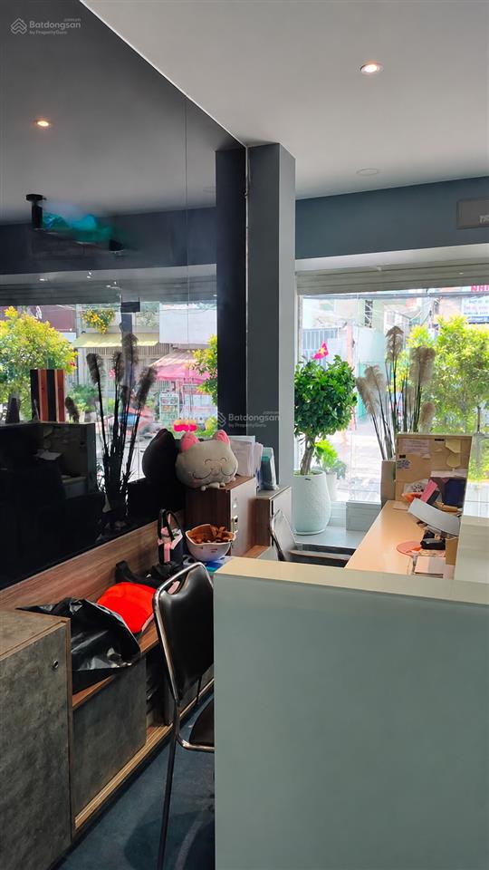 Quá khủng ngang 9m, dtsd 444m2, căn góc 2 mặt tiền hưng phú ,8 tầng thang máy dòng tiền 100tr/ th