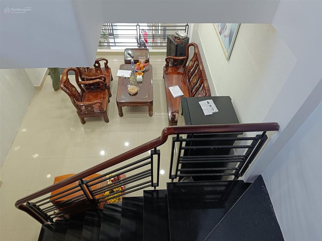 Xe tải tránh, xe hơi ngủ trong nhà, 3 tầng (4x17,5), phạm hùng gần nhà thờ nam hải, quận 8