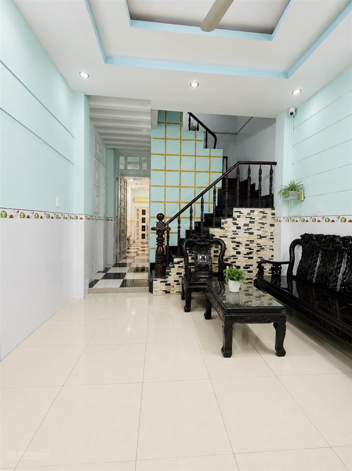 Giá tốt hiếm gặp khu phú lợi , xe hơi trong nhà nhà 3 tầng đẹp rộng 4m dài 20m nhỉnh 6 tỏi