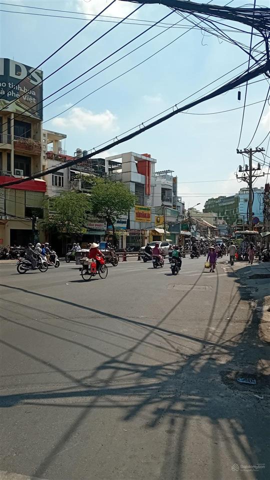 Hơn 50tr/m2 nhà 3tầng 7pn ngay cầu chà và không có căn thứ 2 để so sánh