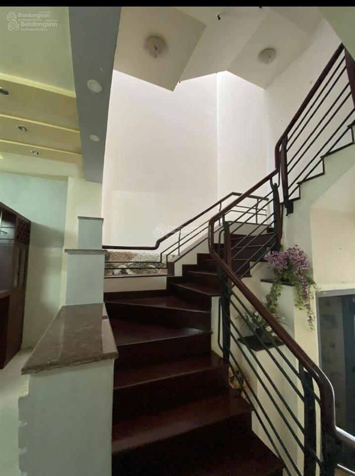 Giá tốt  chính chủ bán nhà 4 tầng khu dân cư intresco kiên cố chủ tự xây 100m2 7,5 tỷ