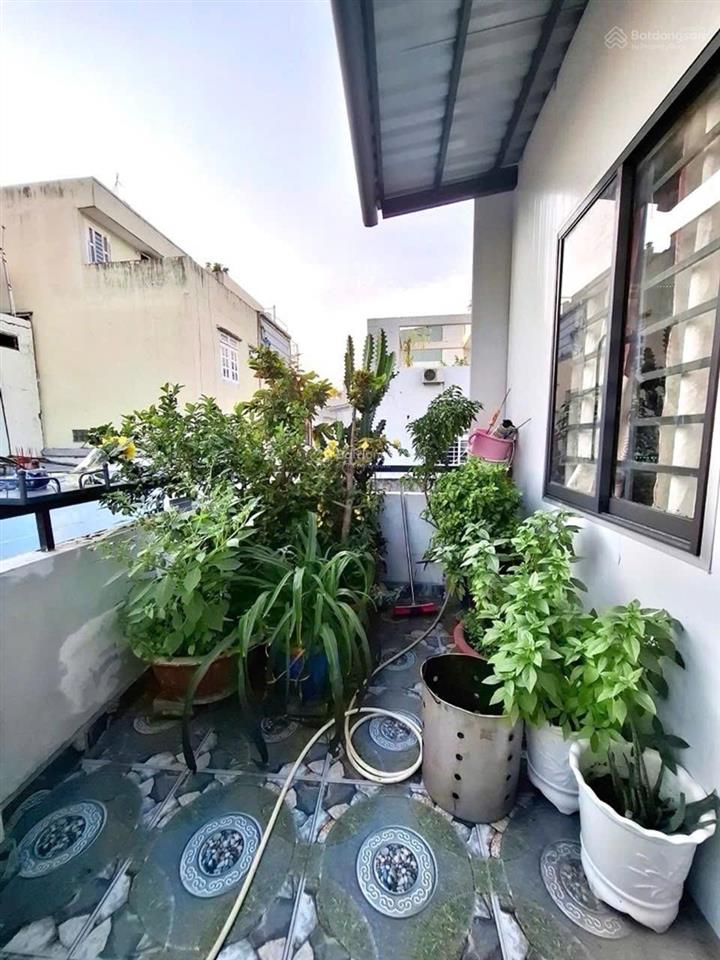 Cực hiếm  ngay cầu chà và hẻm xe hơi nguyễn văn của q8  4 tầng btct  nở hậu  44m2  nhỉnh 6 tỷ