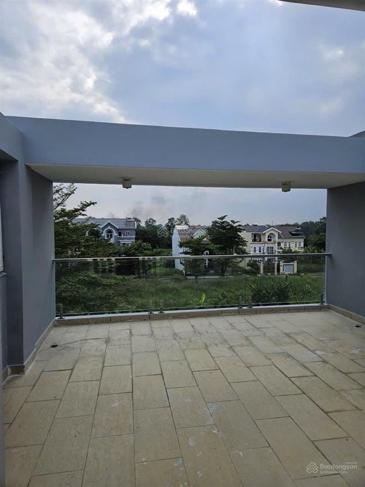 Nhà khu dân cư phú lợi (5x24m) quận 8, nhỉnh 8 tỷ, xe hơi ngủ trong nhà