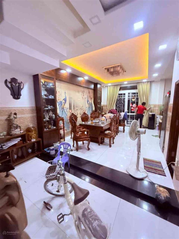 Diện tích khủng 4 tầng ngay đại học văn hiến (140m2) ngang 7m bình hưng bình chánh nhỉnh 9 tỷ
