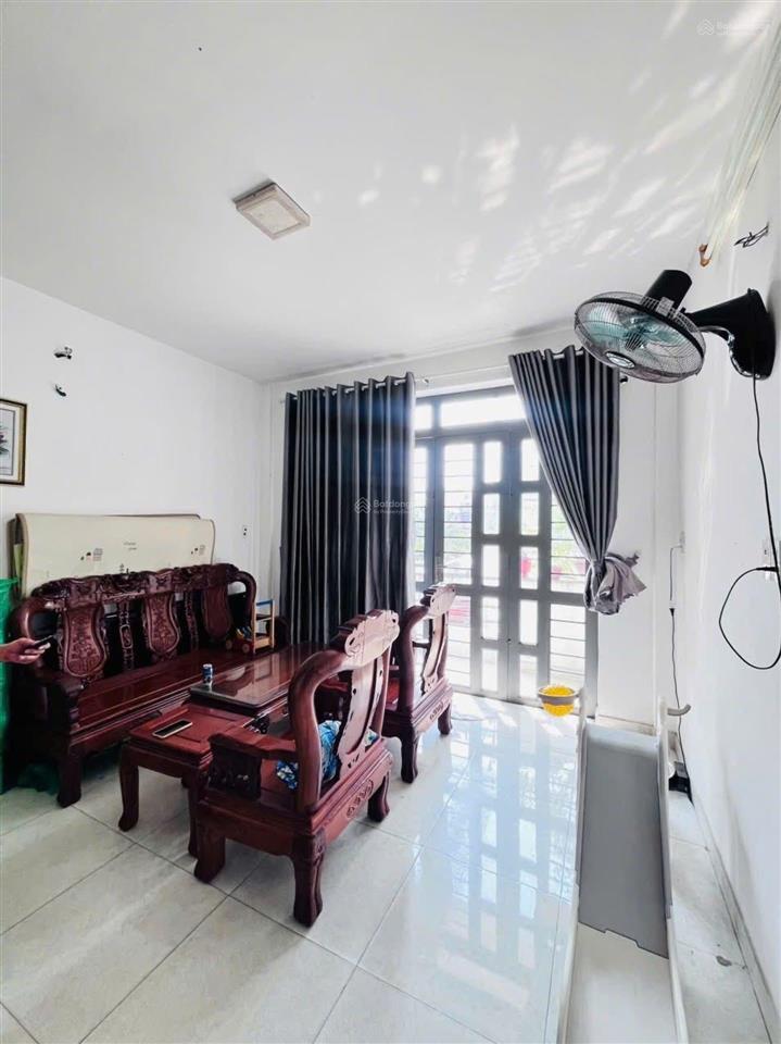 Giá tốt, mtkd quốc lộ 50 (104m2), 4 tầng, 5pn, nhà mới hoàn công đủ cách bến xe q8, 5 phút xe máy