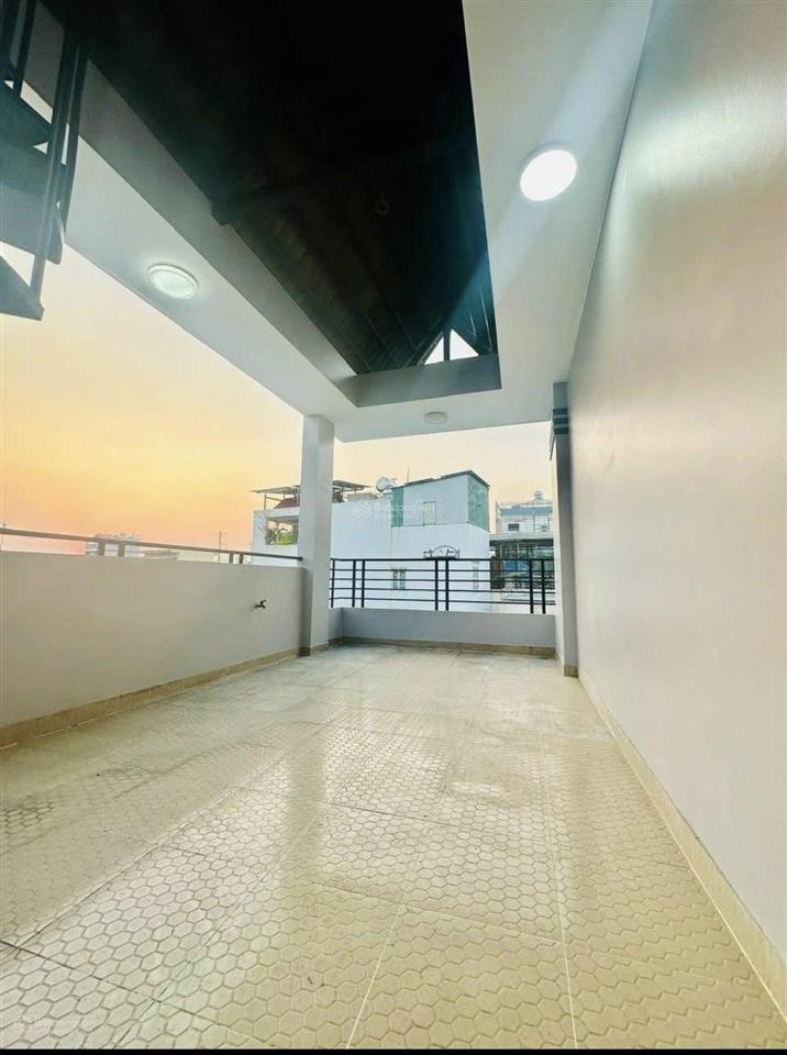 Dòng tiền 30tr/m2 nở hậu 5,6m, (74m2), 4 tầng, 7pn, gần trung tâm parc mall cao lỗ quận 8 giá 7,9t