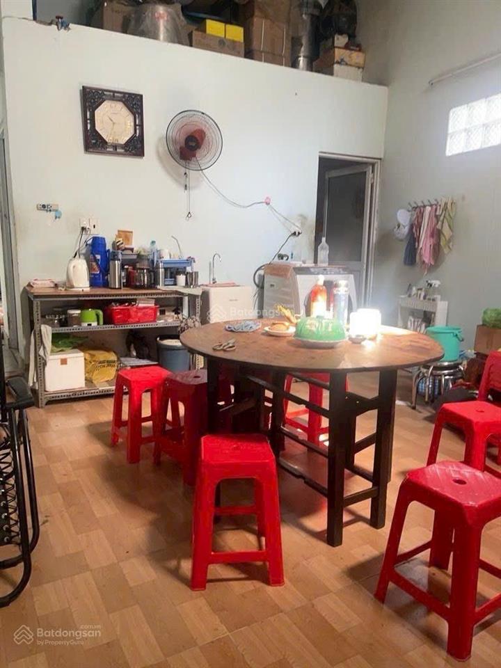 Diện tích khủng 188m2 đường bình đông sát cầu chà và quận 8 nhà cũ tiện xây mới giá 7,8 tỷ