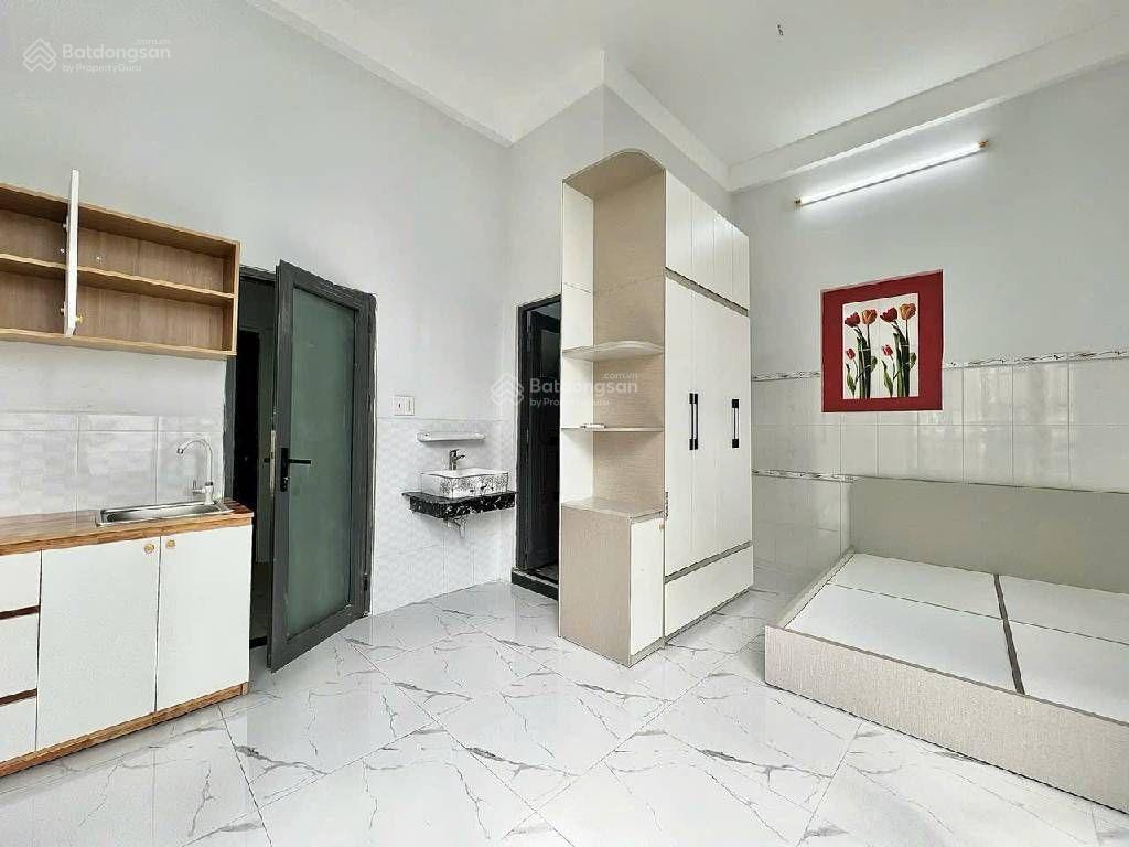 Ngang siêu khủng 6m dòng tiền 20tr/tháng nhà 4 tầng bông sao ngay trung tâm quận 8 giá 6 tỷ nở hậu
