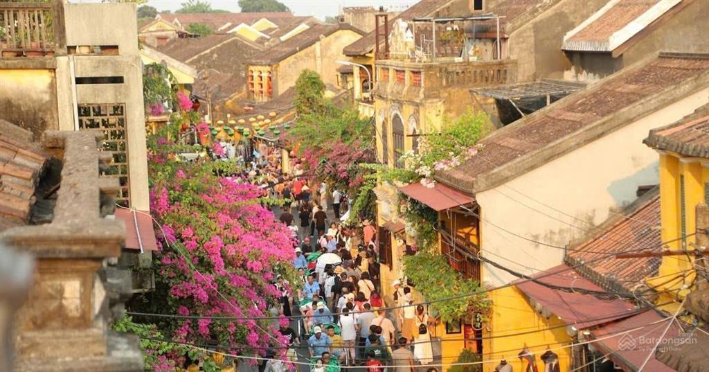Siêu phẩm nhà 3t lý thường kiệt, hội an, 2 mặt tiền, 200m², ngang 9m, giá chỉ 17,x tỷ