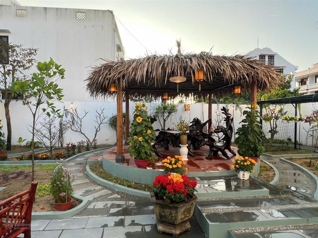 Siêu phẩm nhà 2 tầng, mt nguyễn tri phương, hội an, 303m², giá chỉ nhỉnh 9 tỷ