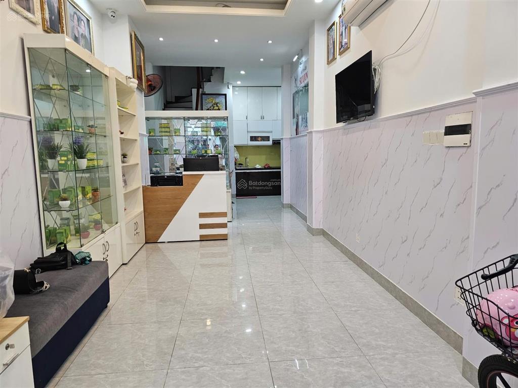 Bán nhà mặt tiền đường ngô quyền, 18,5 tỷ, 49m2, 3pn, 4wc, pháp lý đầy đủ