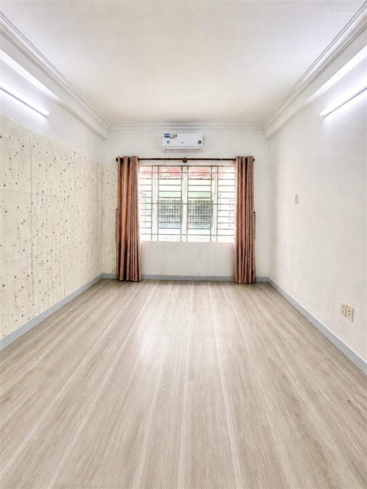 Nhà quận 10 khu thành thái  5 tầng  hẻm xe ô tô thẳng 1 trục  đất thổ cư vuông vức  chỉ hơn 8