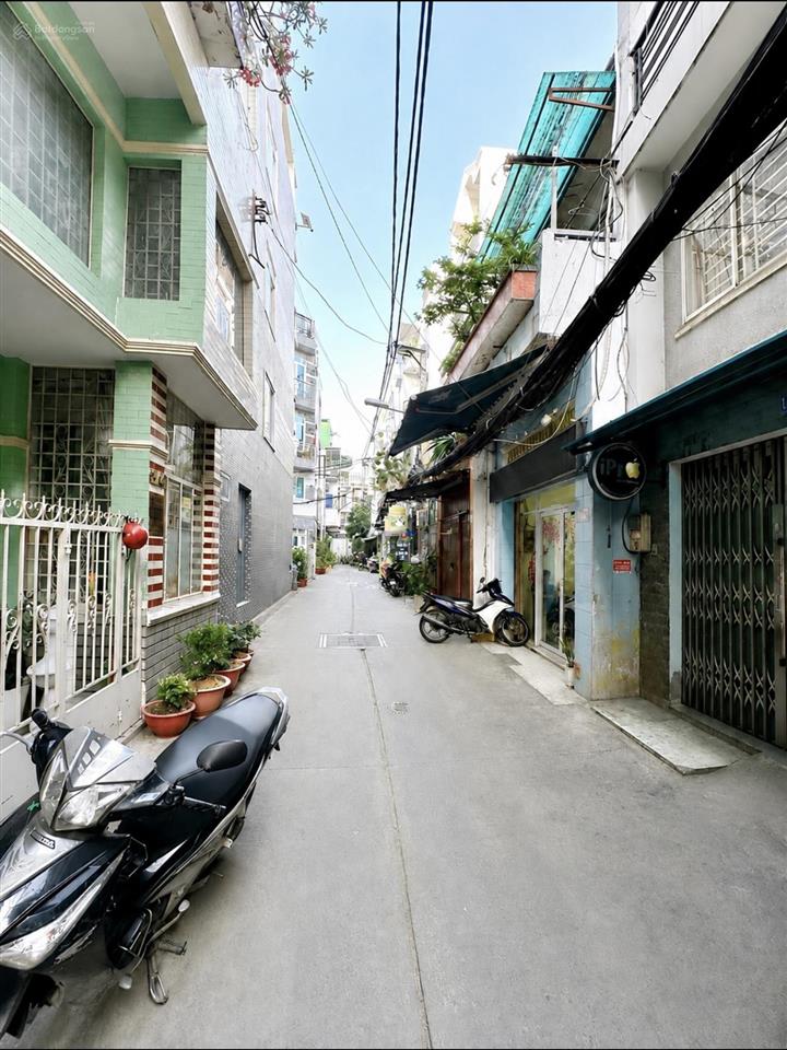 Nhà quận 10 khu thành thái  5 tầng  hẻm xe ô tô thẳng 1 trục  đất thổ cư vuông vức  chỉ hơn 8