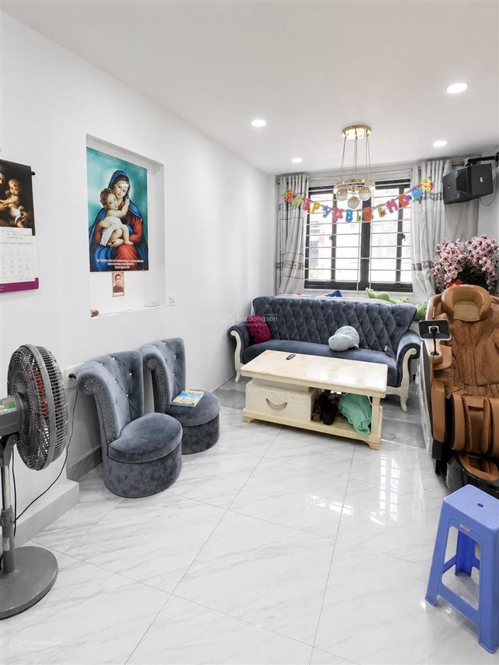 Nhà quận 10 khu thành thái  5 tầng  hẻm ô tô thẳng  diện tích 37 m2  đất vuông  chỉ hơn 8 tỷ
