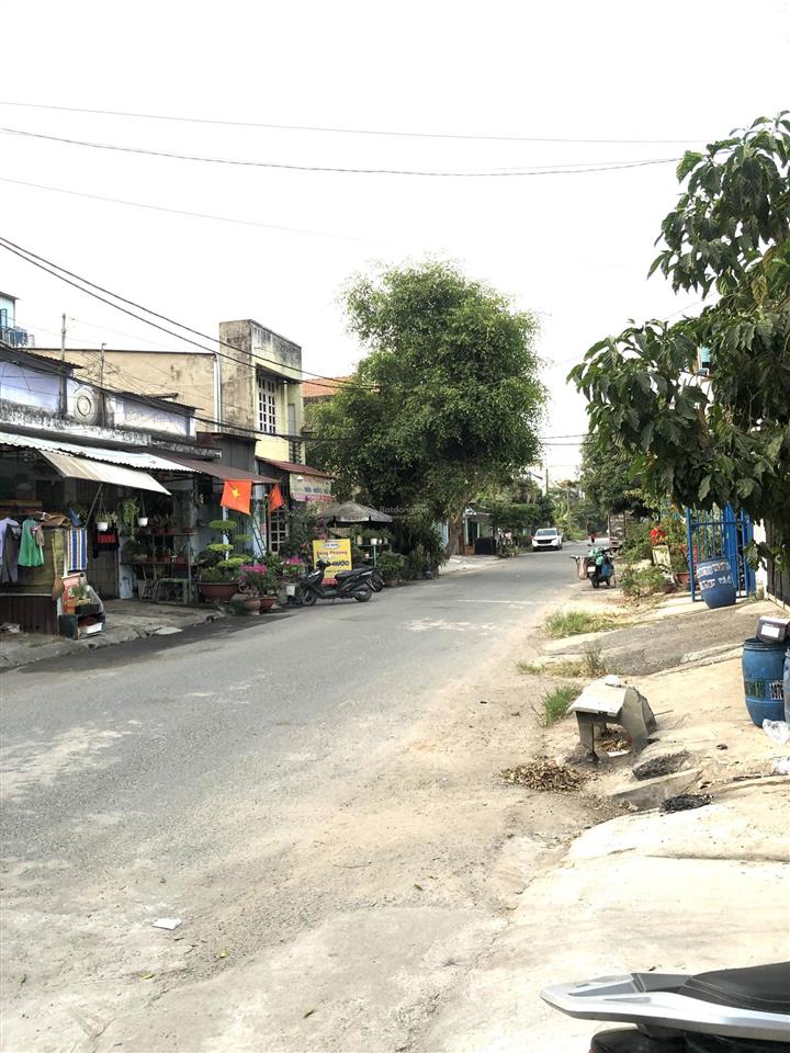 Chính chủ bán nhà mt tại kdc hoàng hải, bà điểm 100m2