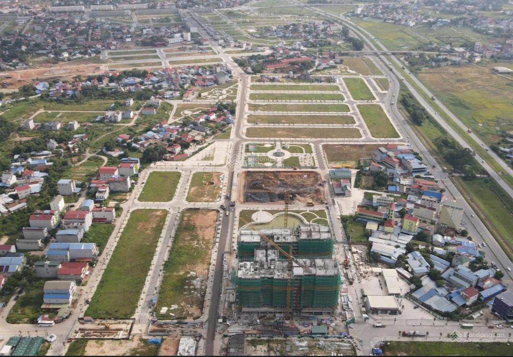 Bán đất lô góc chính chủ tại kđt yên bình, gần siêu thị go & samsung, giá thấp hơn 10% so với cđt
