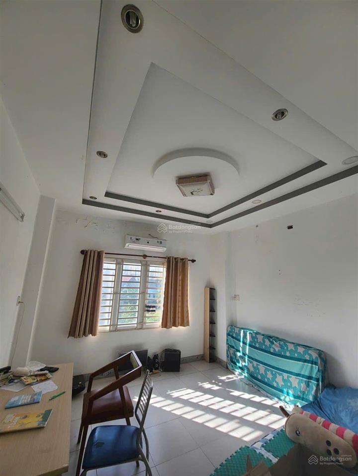 Cho thuê np tại ngã tư nguyễn xí nơ trang long, 22 triệu, 92m2, bao đẹp, nhiều tiện ích