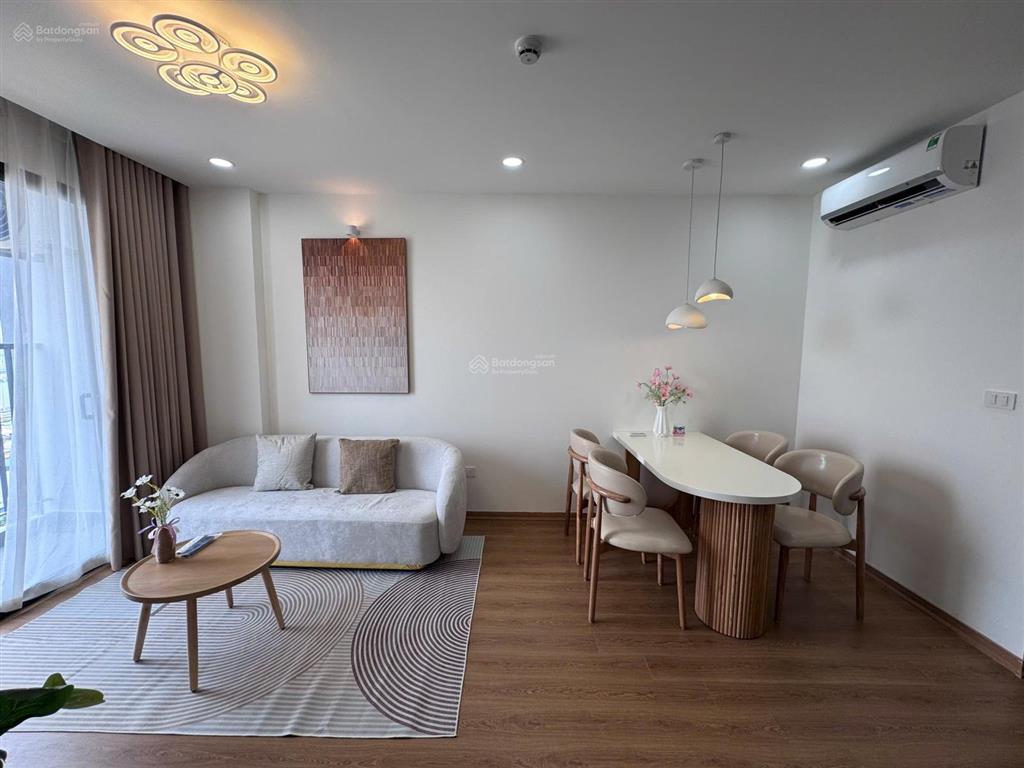 Mời thuê căn hộ mới 100% chính chủ  complex yên bình