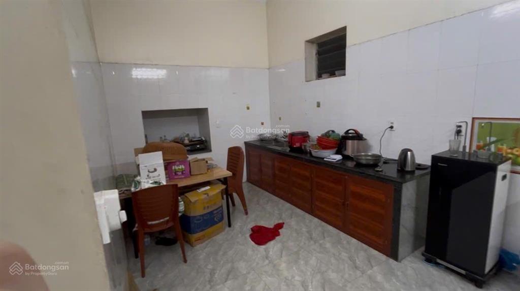 Mời thuê nhà nguyên căn  2 tầng  full đồ  gần dbg thái nguyên  giá tốt