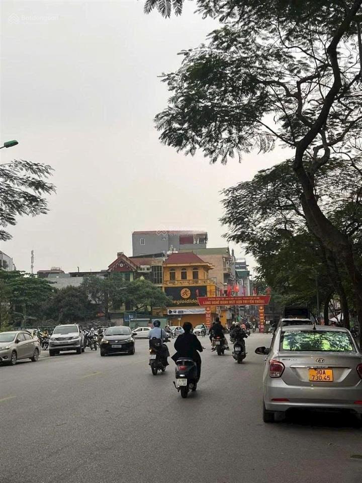Đất xuân đỉnh mt 12m ô tô đỗ cửa