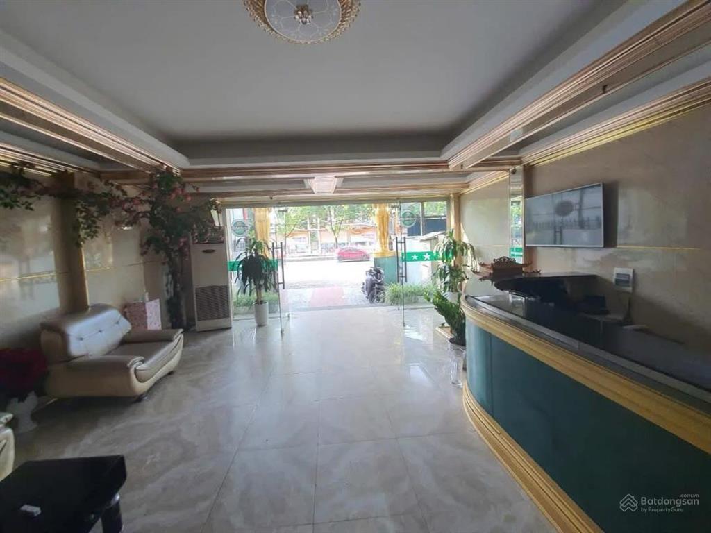 Bán gấp nhà mặt phố hoàng quốc việt, 86 tỷ, 192m2, phường nghĩa đô, quận cầu giấy, hà nội