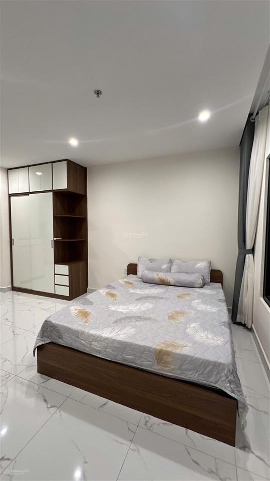 Cần bán căn hộ studio toà gần vincom  toà bs, 2,1 tỷ, diện tích to hơn căn khác 5m2