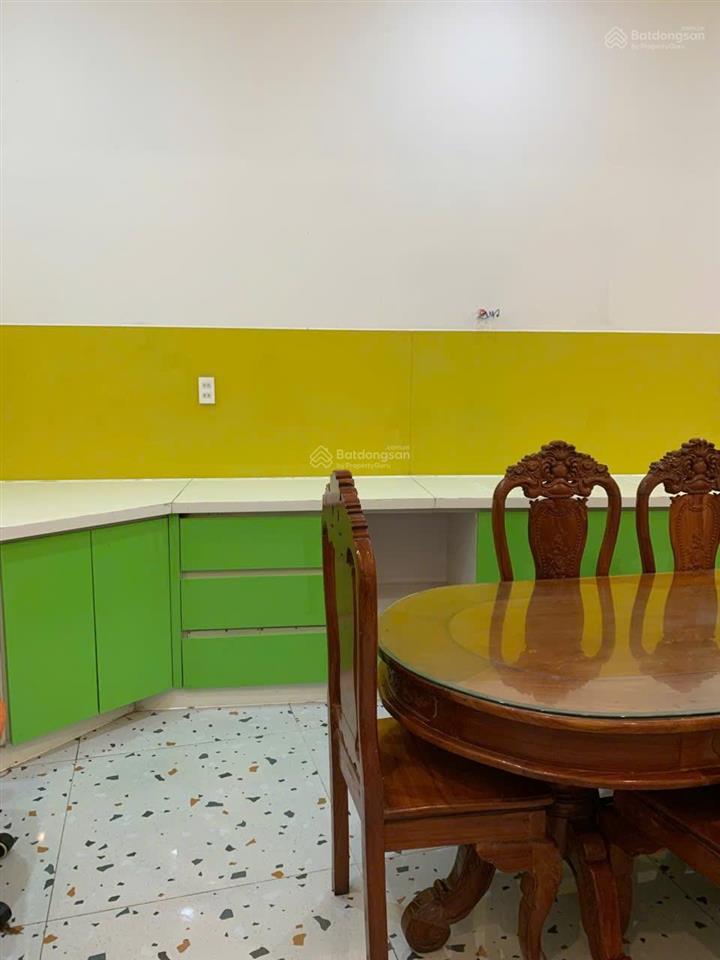 Chính chủ bán nhà mặt tiền nguyễn thị sóc, giá cực rẻ